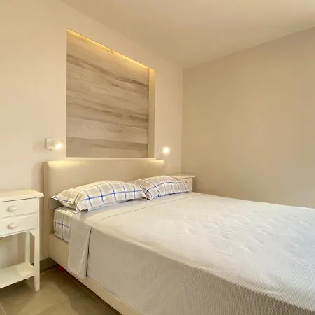 Vila Beach Minivillas With Pool By Dadovillas Barbati