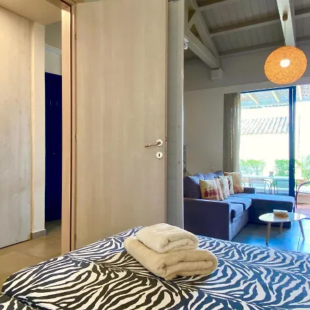 Beach Minivillas With Pool By Dadovillas Vila