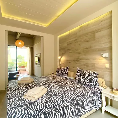 Beach Minivillas With Pool By Dadovillas Barbati